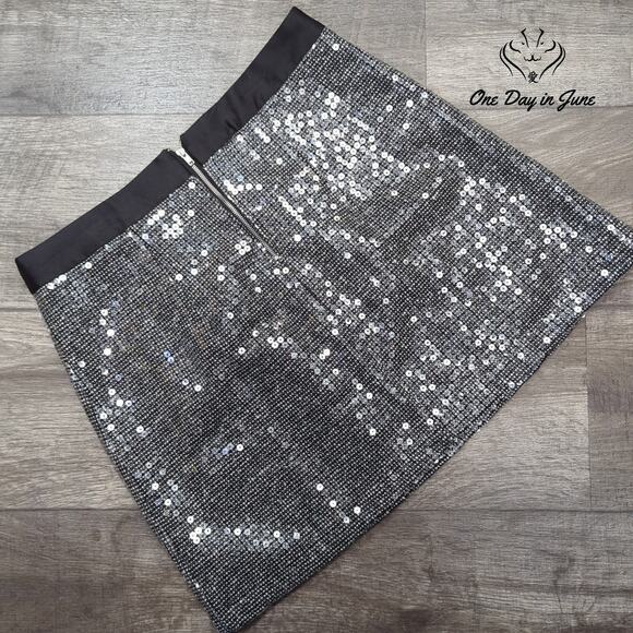 mark. Sequin Mini Skirt Size L - Picture 5 of 5